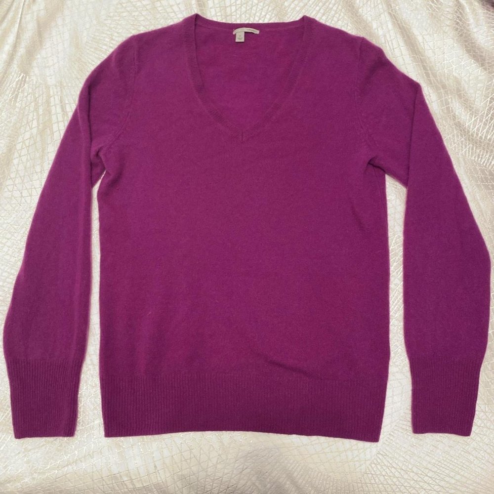 100% Cashmere sweater